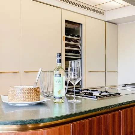 Valentino Penthouse - 450m2 Plus 200m2 Rooftop * Lissabon