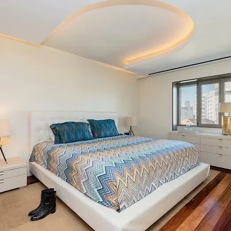 Daire Valentino Penthouse - 450m2 Plus 200m2 Rooftop Lisboa